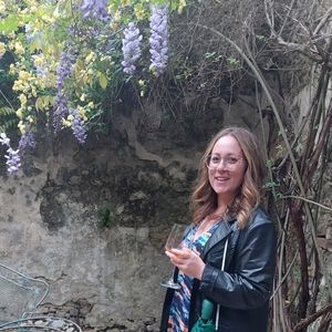 Meet your Posher, Maya